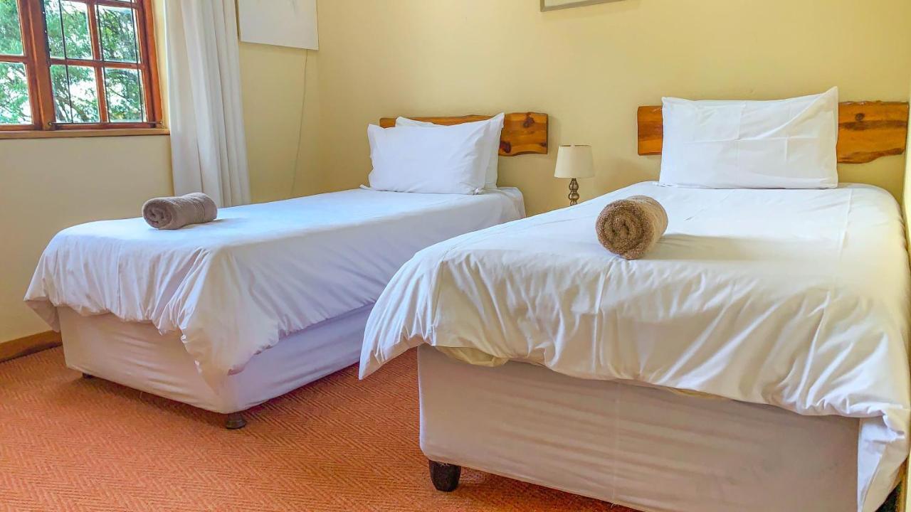Wits End Mountain Resort Champagne Valley Kültér fotó