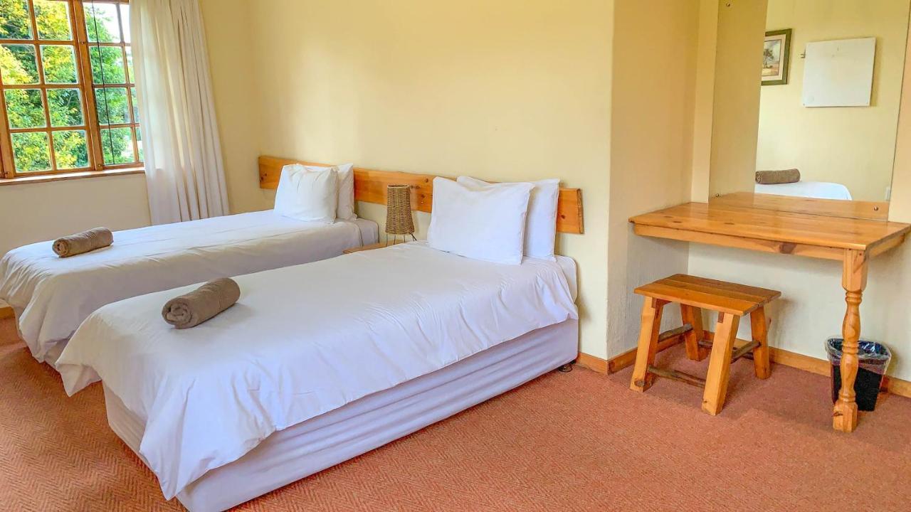 Wits End Mountain Resort Champagne Valley Kültér fotó